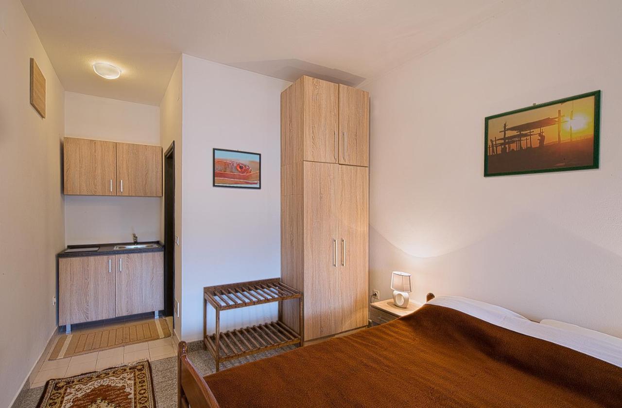 Guest House Madra Будва Екстериор снимка