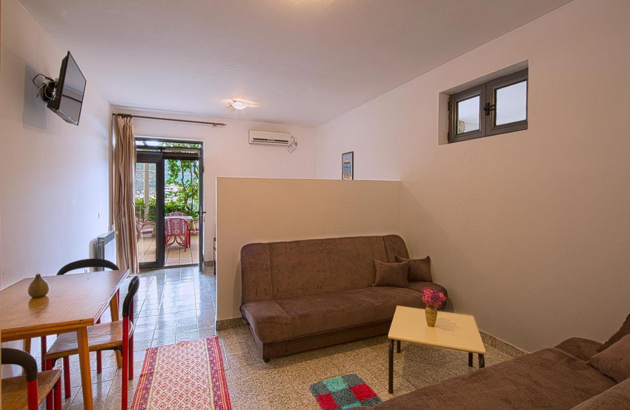 Guest House Madra Будва Екстериор снимка